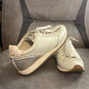 BIRDIES The Roadrunner LOW-TOP RETRO SNEAKERS in Dune (WOMEN’S - Size 6.5